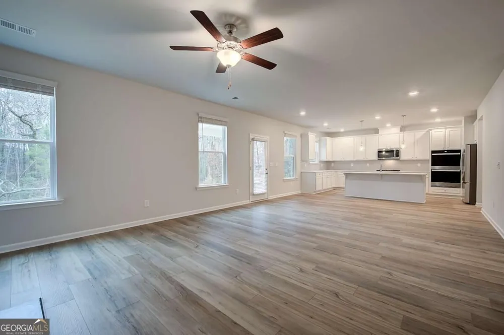 239 Arnewood CIR McDonough, GA 30253
