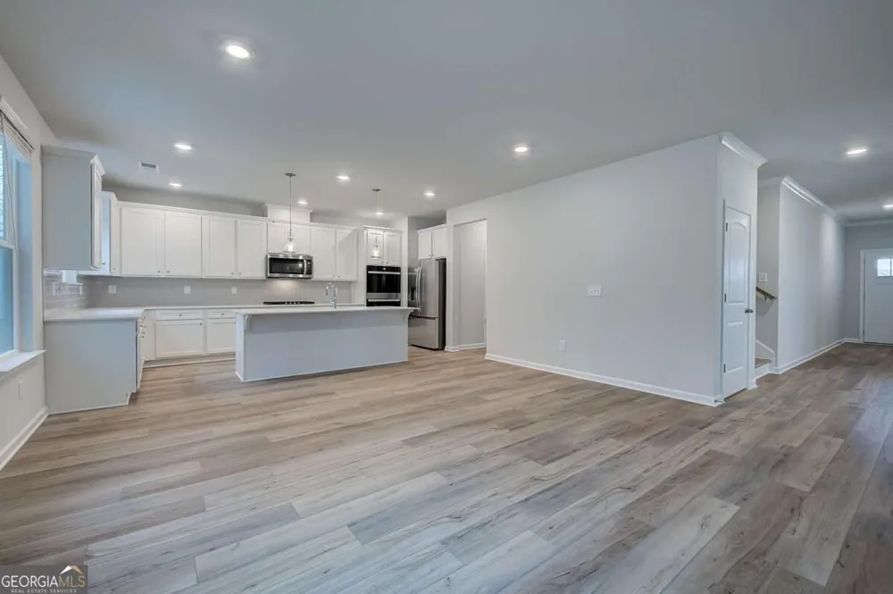 239 Arnewood CIR McDonough, GA 30253