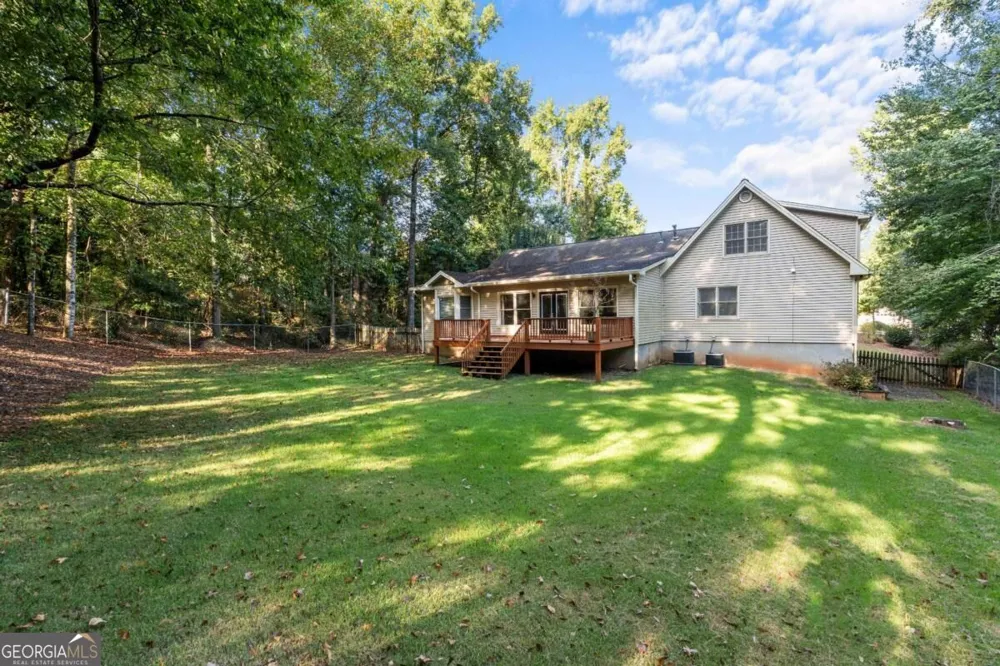 17 Mountain Oaks DR Carrollton, GA 30116