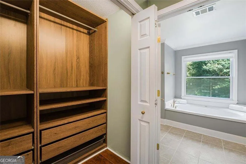 4005 Southbrook CT NW Kennesaw, GA 30152