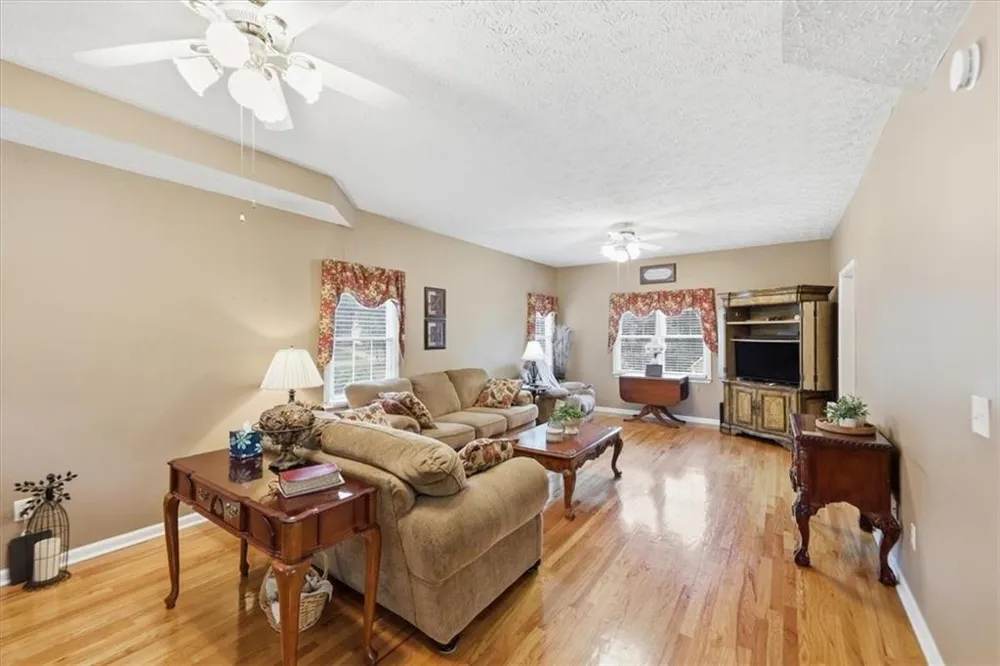 172 Glenn Eagles Way Hiram, GA 30141