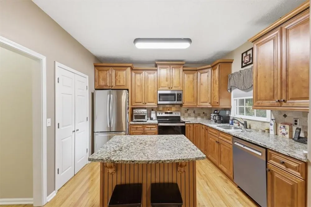 172 Glenn Eagles Way Hiram, GA 30141