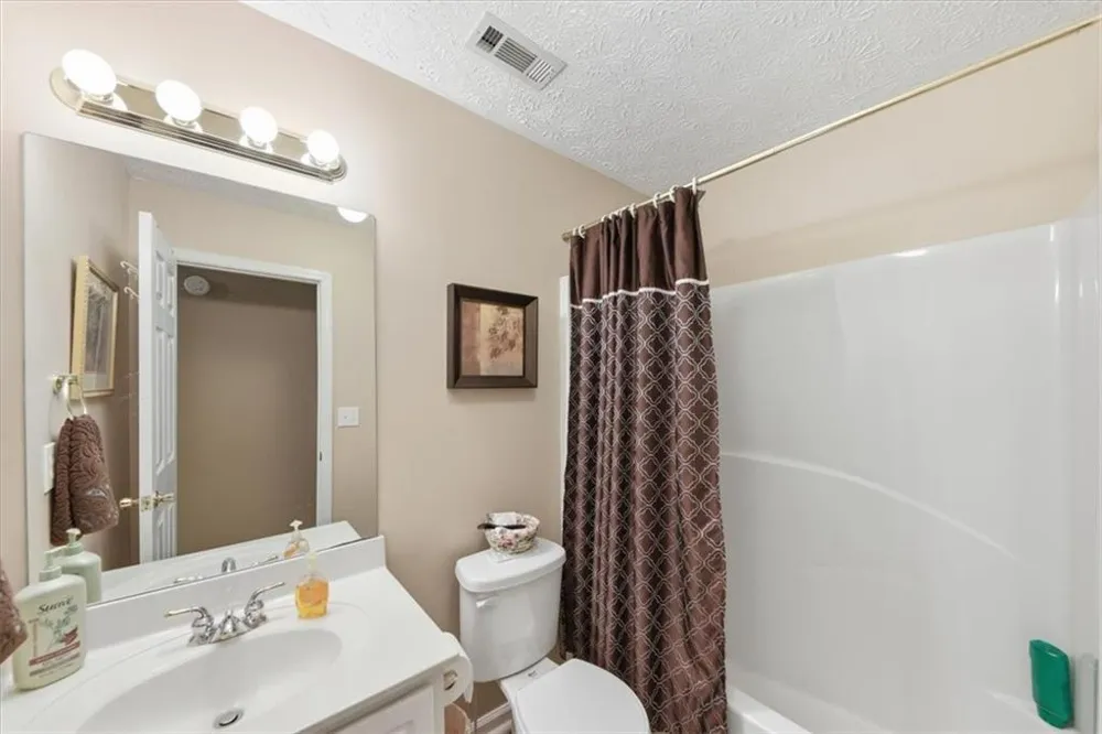 172 Glenn Eagles Way Hiram, GA 30141