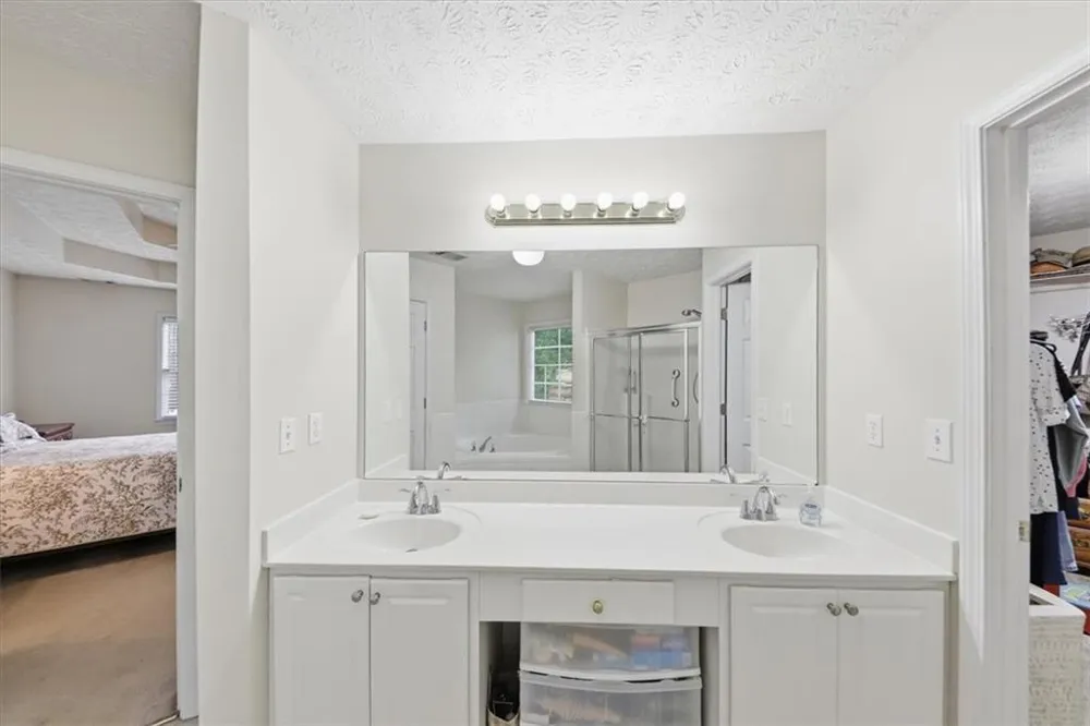 172 Glenn Eagles Way Hiram, GA 30141