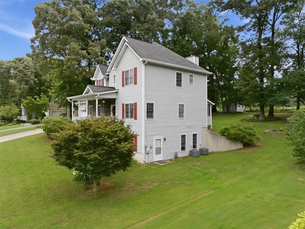 172 Glenn Eagles Way Hiram, GA 30141