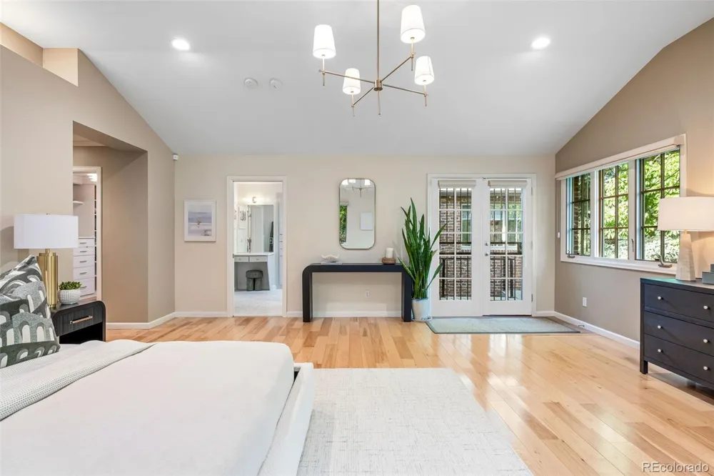2901 E Floyd Drive Denver, CO 80210