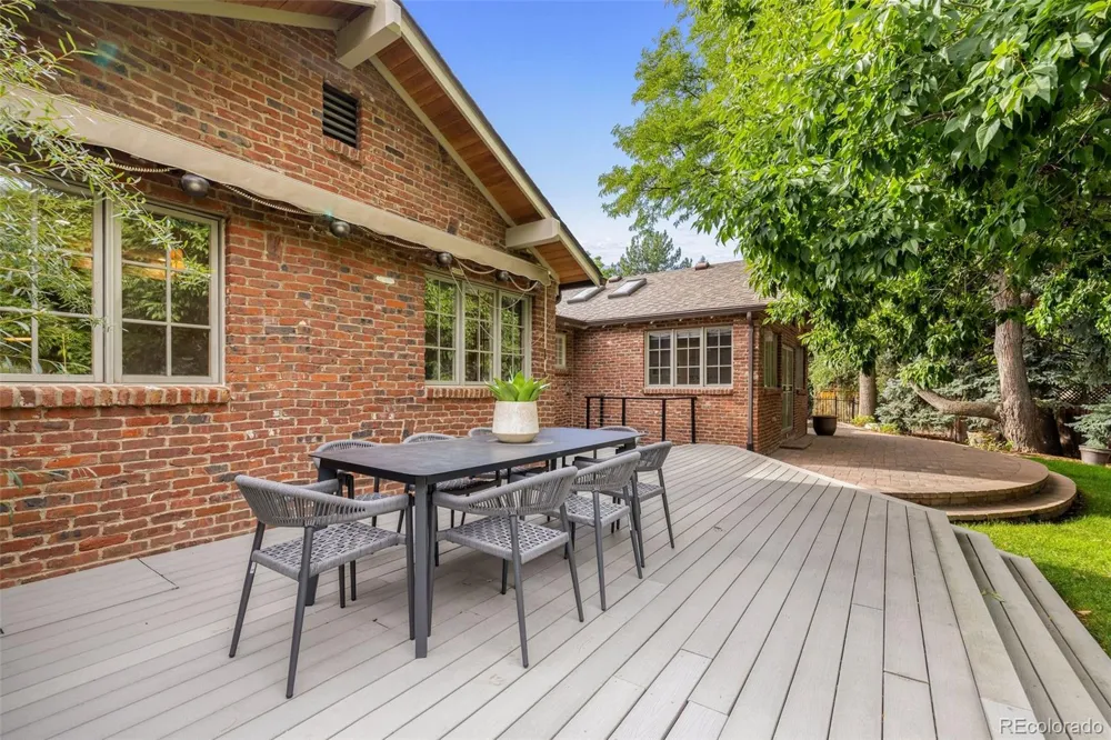 2901 E Floyd Drive Denver, CO 80210