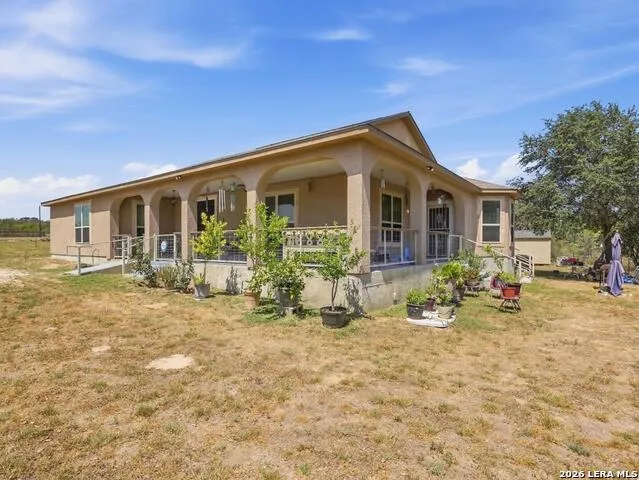 685 Clear Lake Loop Poteet, TX 78065