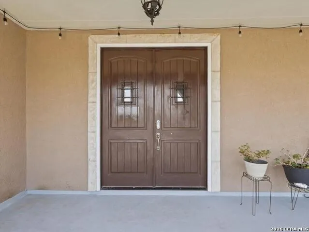 685 Clear Lake Loop Poteet, TX 78065