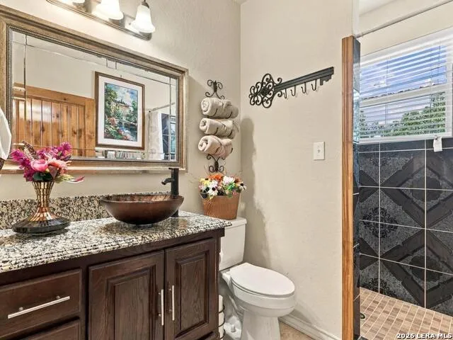 685 Clear Lake Loop Poteet, TX 78065