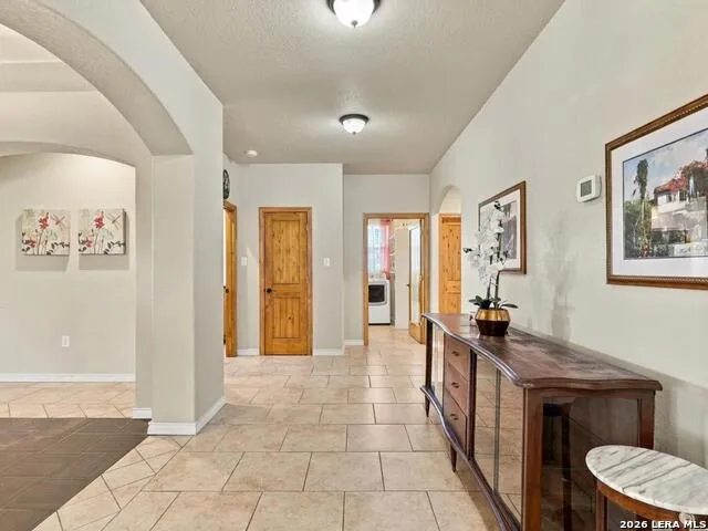 685 Clear Lake Loop Poteet, TX 78065