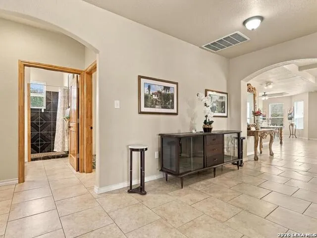 685 Clear Lake Loop Poteet, TX 78065
