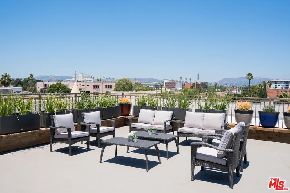 820 S Wilton Place Los Angeles, CA 90005