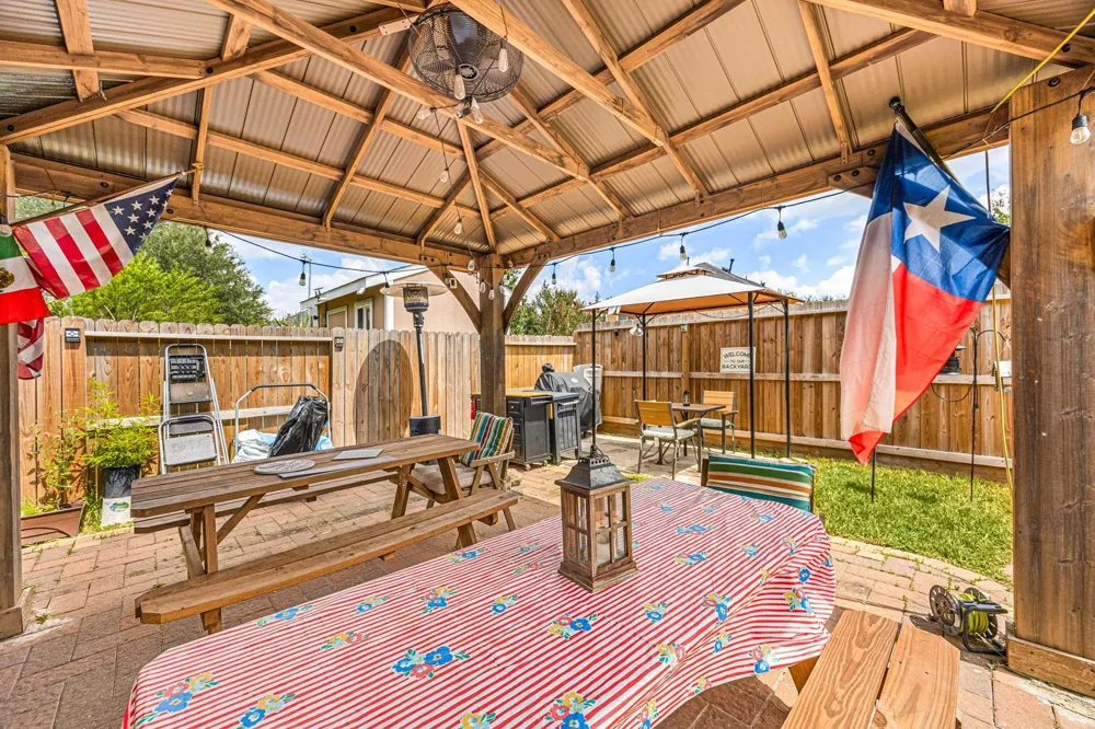 12607 Querida Court Hockley, TX 77045