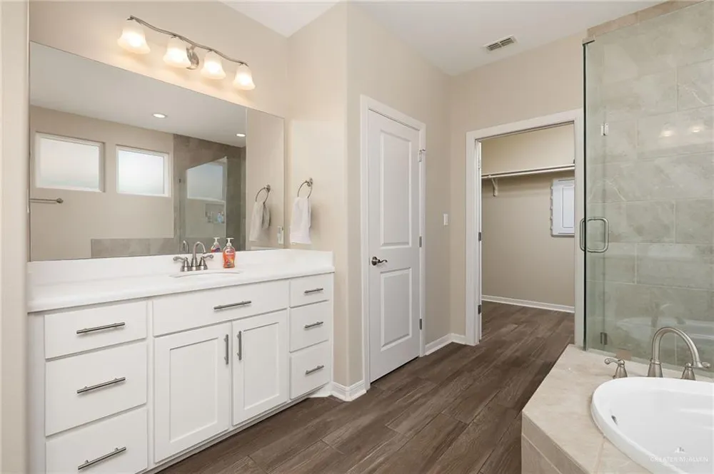 14454 Chalk Ridge Drive McAllen, TX 78504