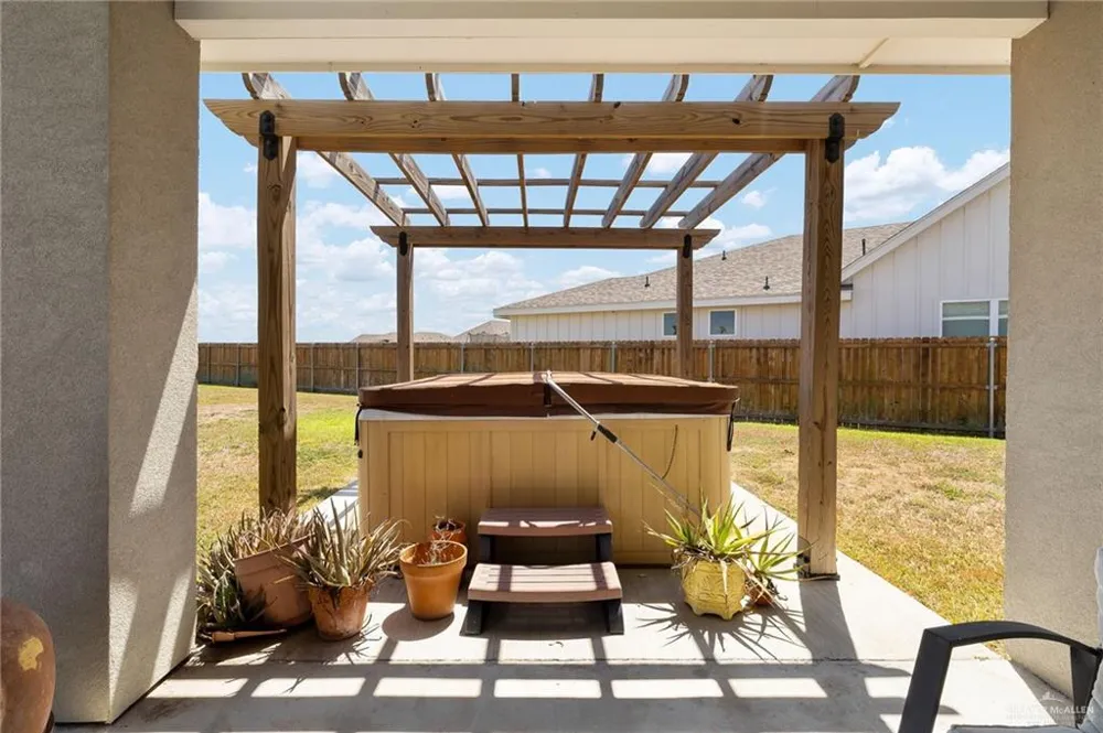 14454 Chalk Ridge Drive McAllen, TX 78504