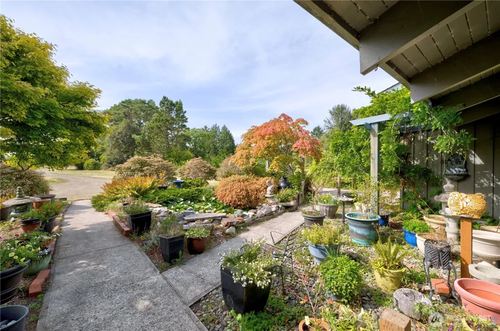 2210 177th Lane Long Beach, WA 98631