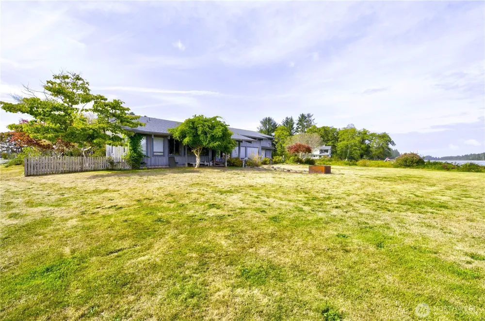 2210 177th Lane Long Beach, WA 98631