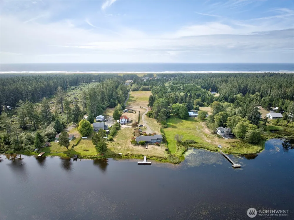 2210 177th Lane Long Beach, WA 98631