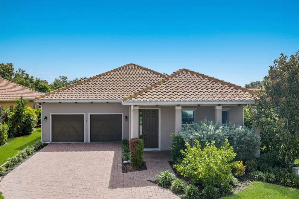 4621 ROYAL DORNOCH CIRCLE Bradenton, FL 34211