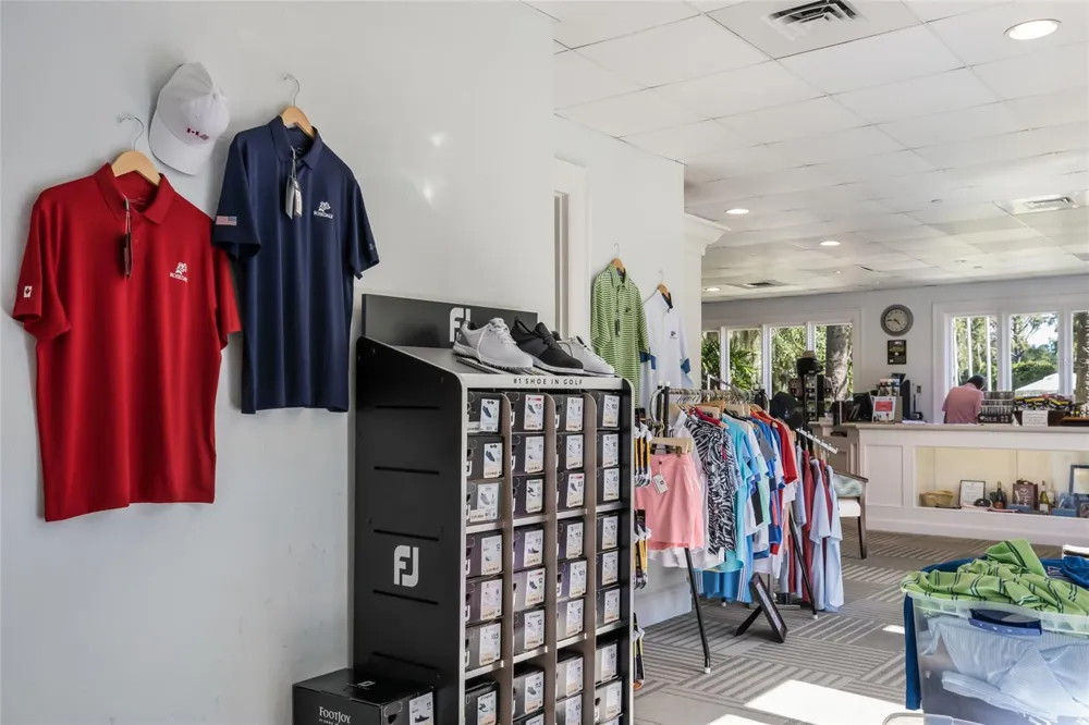4621 ROYAL DORNOCH CIRCLE Bradenton, FL 34211