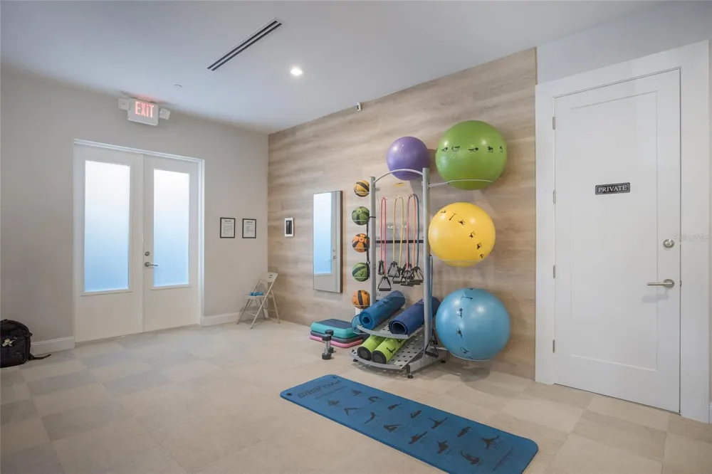 4621 ROYAL DORNOCH CIRCLE Bradenton, FL 34211