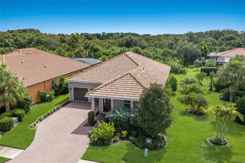 4621 ROYAL DORNOCH CIRCLE Bradenton, FL 34211