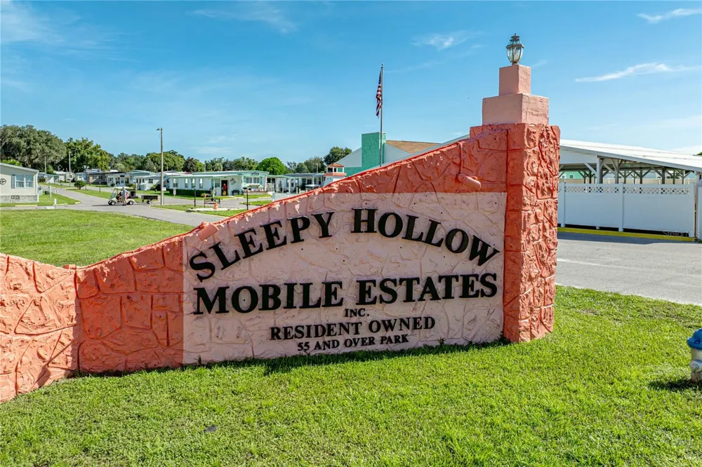 38701 REMORA AVENUE Zephyrhills, FL 33542