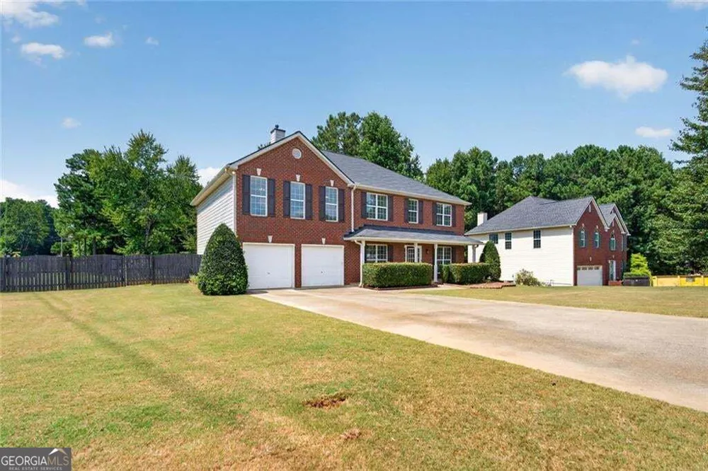 17 Creekview CT Acworth, GA 30101