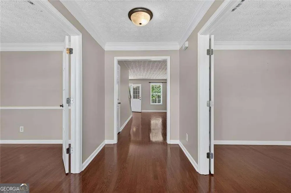 17 Creekview CT Acworth, GA 30101
