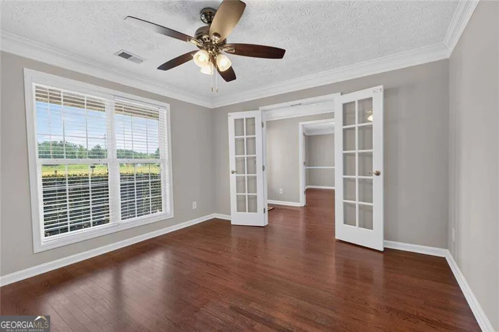 17 Creekview CT Acworth, GA 30101