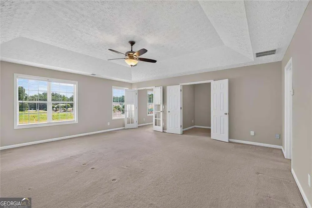 17 Creekview CT Acworth, GA 30101
