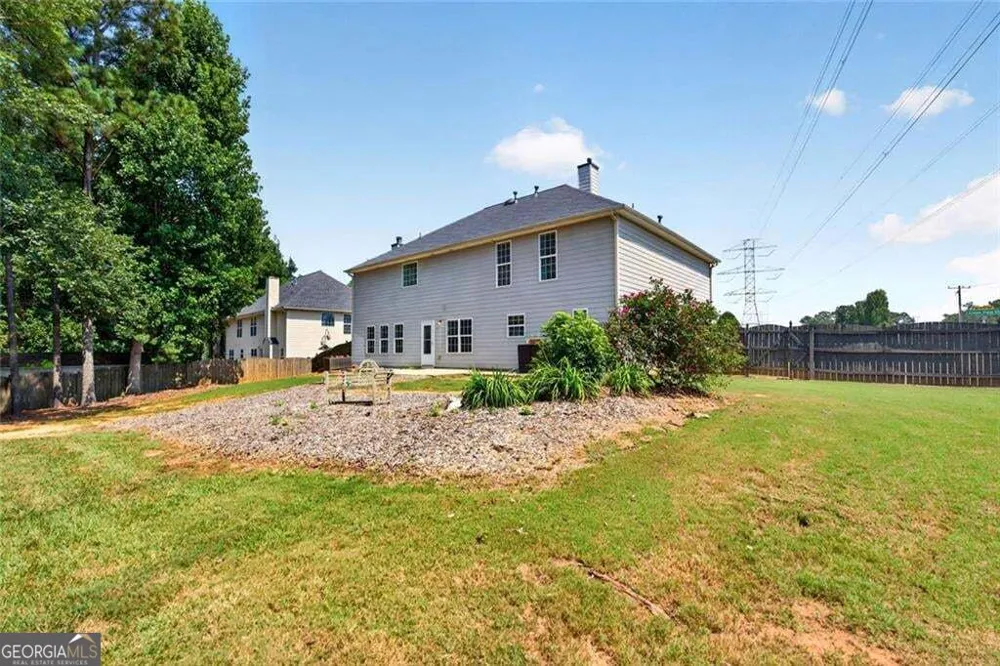 17 Creekview CT Acworth, GA 30101
