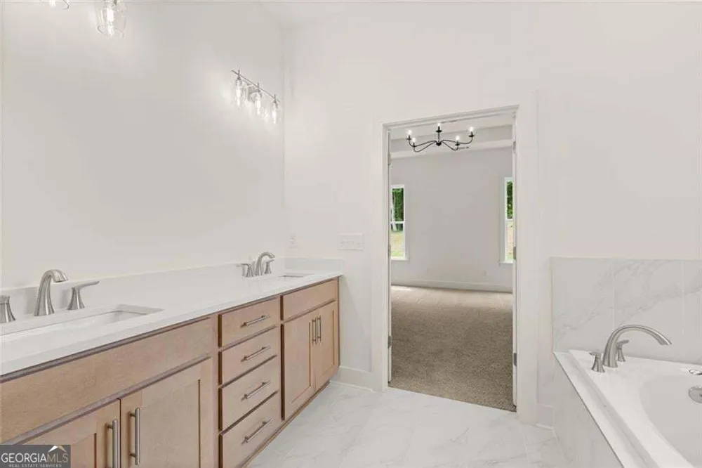 8340 Creekside Overlook DR Gainesville, GA 30506