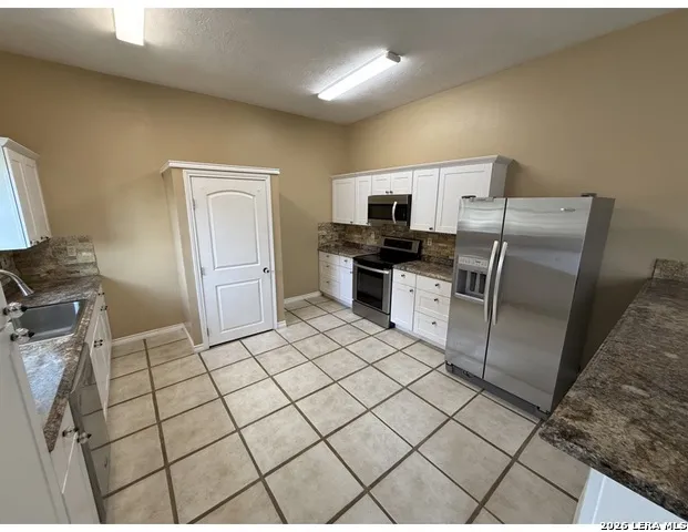 1077 C Rd Sutherland Springs, TX 78161