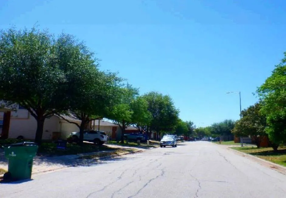 12929 Wayne Spur Lane Elgin, TX 78621