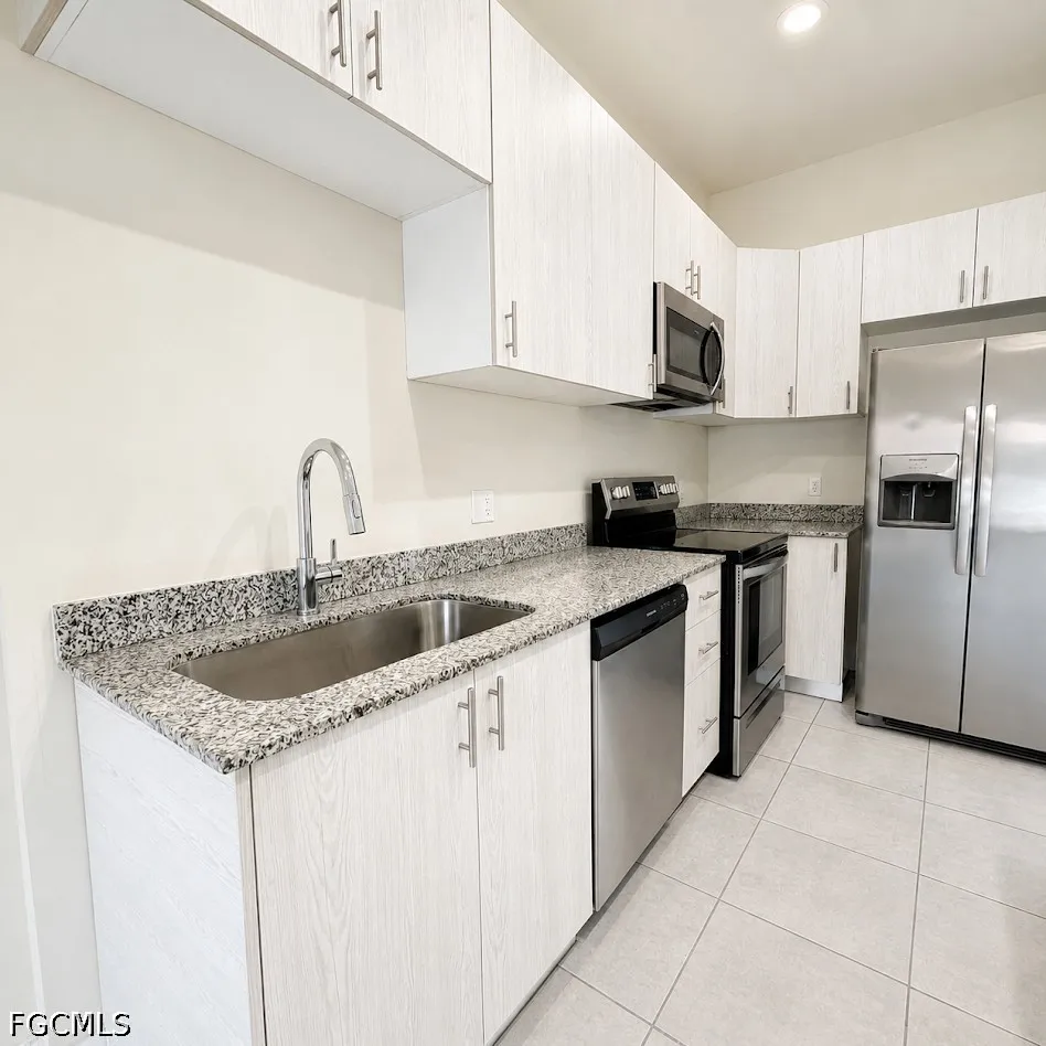 SW 8th Place #205 Cape Coral, FL 33914