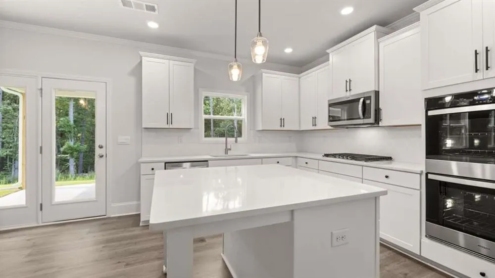 5274 Blue Bird Path Powder Springs, GA 30127