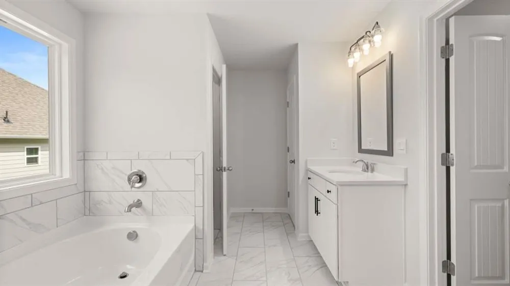 5274 Blue Bird Path Powder Springs, GA 30127