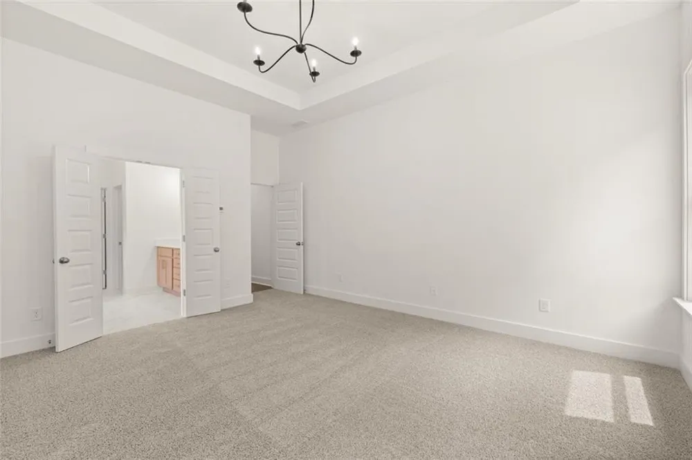 8340 Creekside Overlook Drive Gainesville, GA 30506