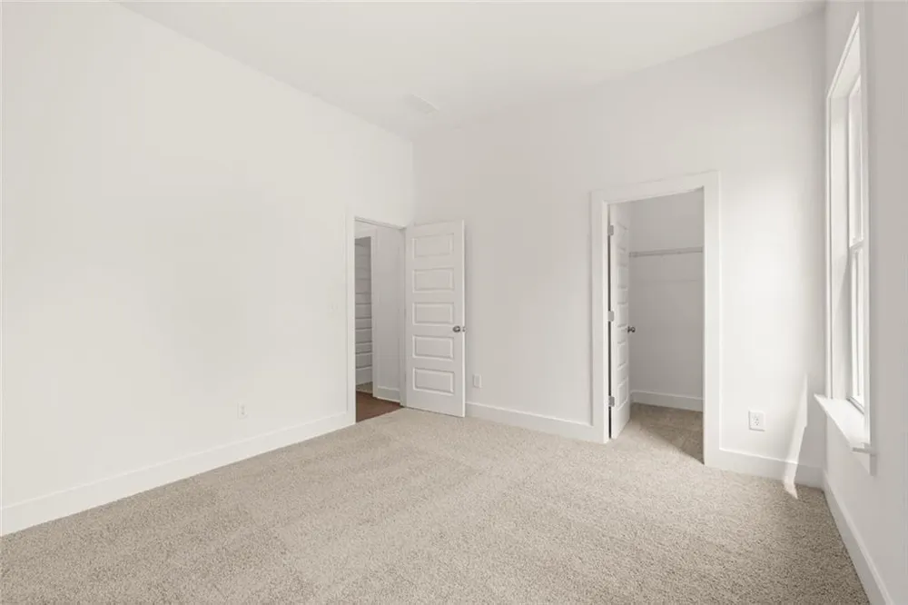8340 Creekside Overlook Drive Gainesville, GA 30506