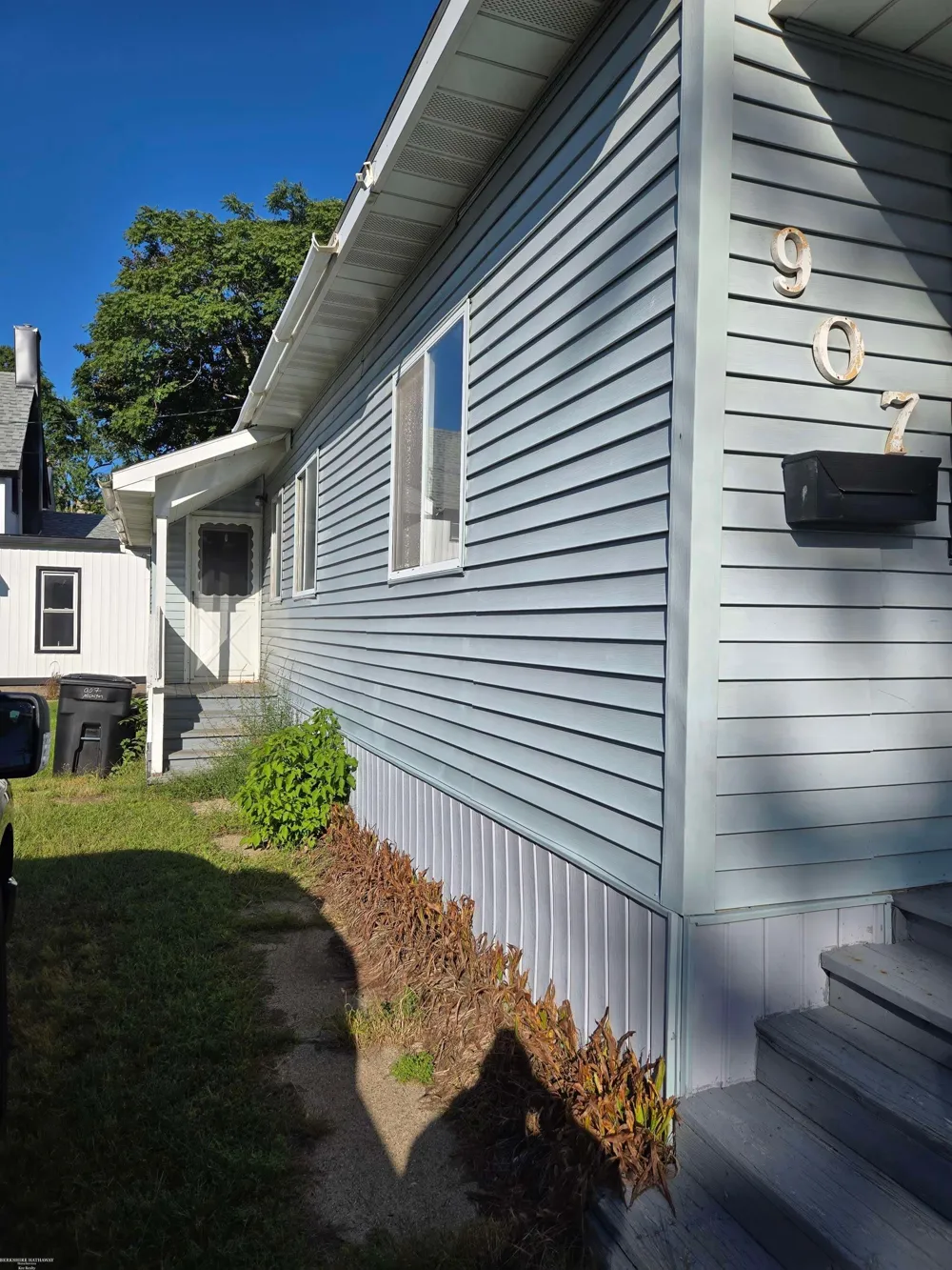 907 Michigan Street Port Huron City, MI 48060