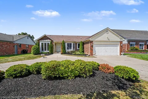 2585 Tiverton Drive