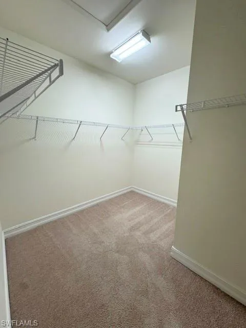 7792 BRISTOL CIRCLE Naples, FL 34120