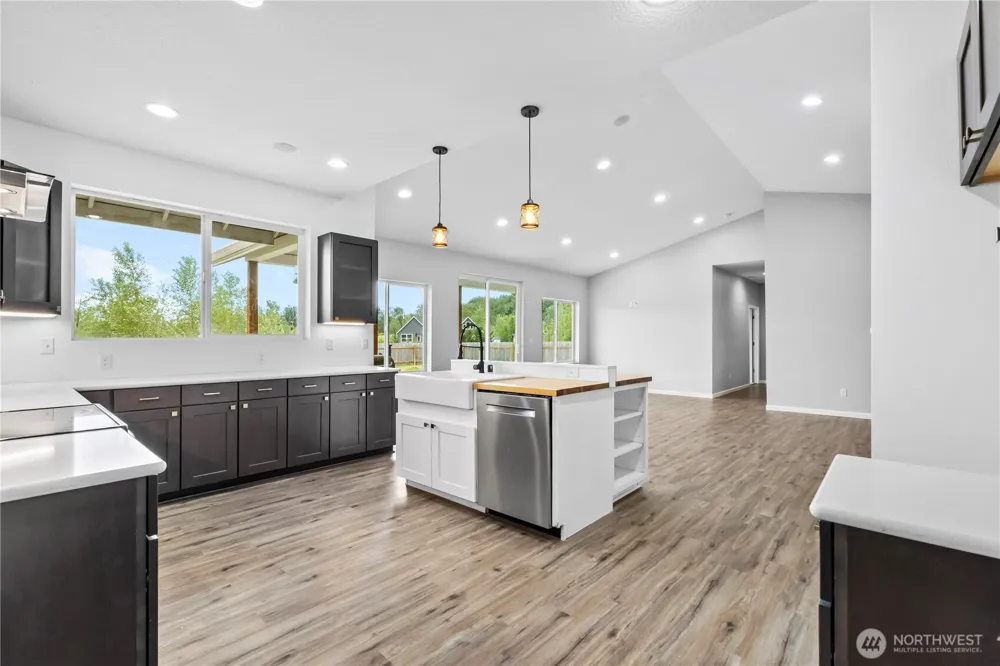 249 Flatt Road Kelso, WA 98626