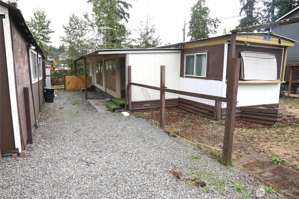 25405 34th Avenue E Spanaway, WA 98387