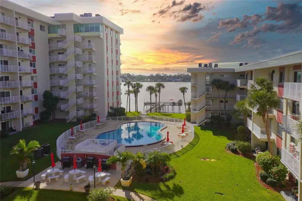 2711 HALIFAX AVENUE #483 Daytona Beach, FL 32118