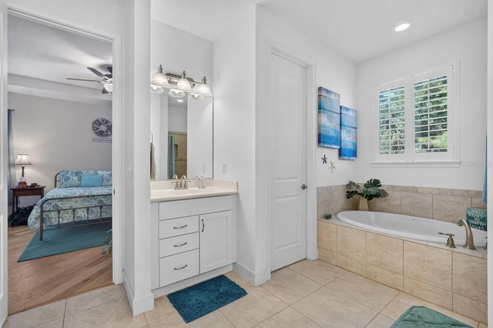 380 NE CHESHAM STREET Ormond Beach, Fl 32174, FL 32174