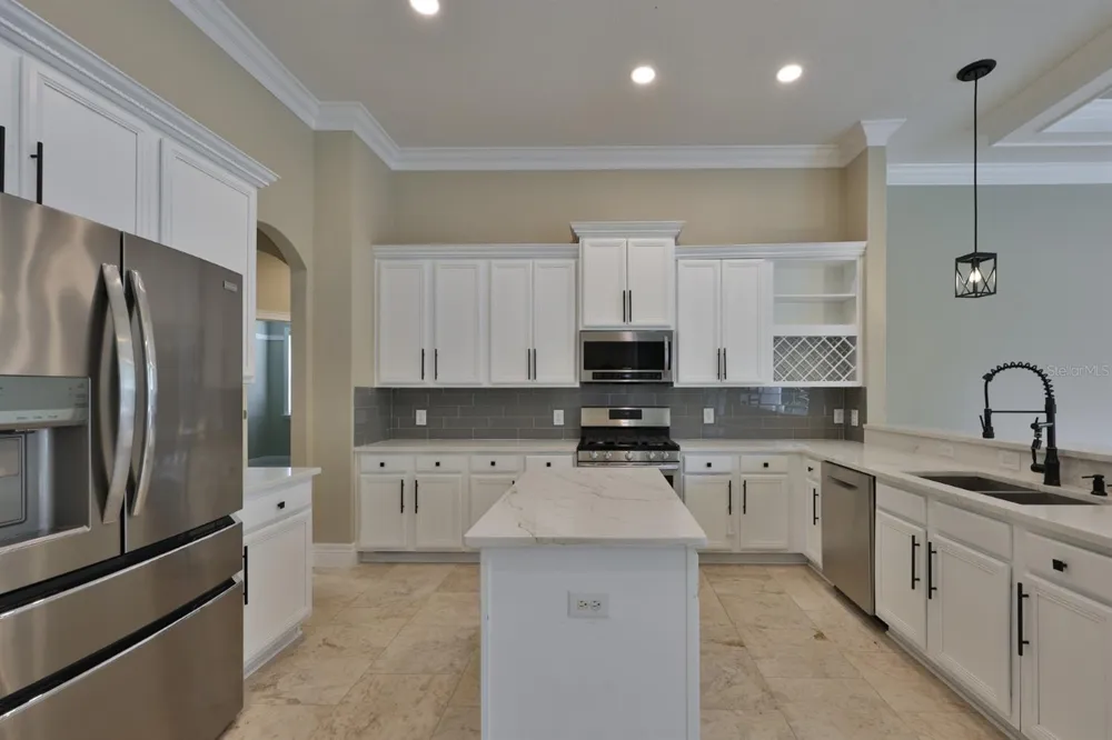 808 RIVER HAMMOCK BOULEVARD Brandon, FL 33511