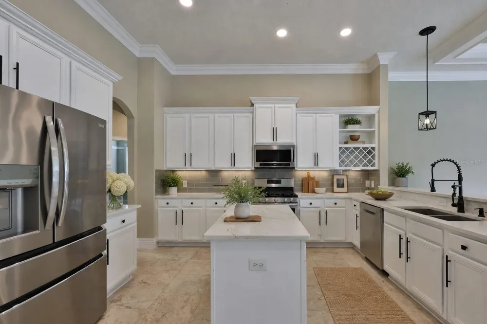 808 RIVER HAMMOCK BOULEVARD Brandon, FL 33511